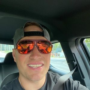 Meet your Posher, Grant